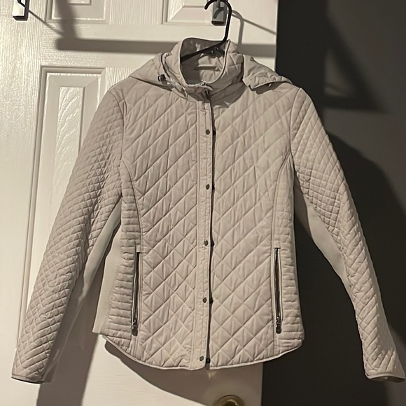 Jacket - Picture 1 of 3